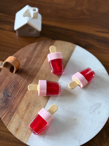 Strawberry Jelly Gloss 8g 草莓果冻唇釉