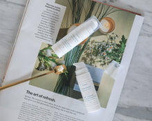 Load image into Gallery viewer, Tuberose Hyaluronic Acid Eye Cream 17g Dark Circles Puffiness &amp; Wrinkles晚香玉玻尿酸焕亮眼霜 熬夜眼霜