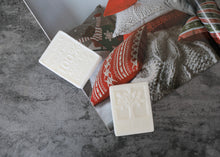 Load image into Gallery viewer, Wild rose goat milk soap野玫瑰羊奶皂